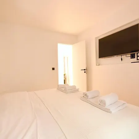 Apartment Dreamyflat Com - St Germain